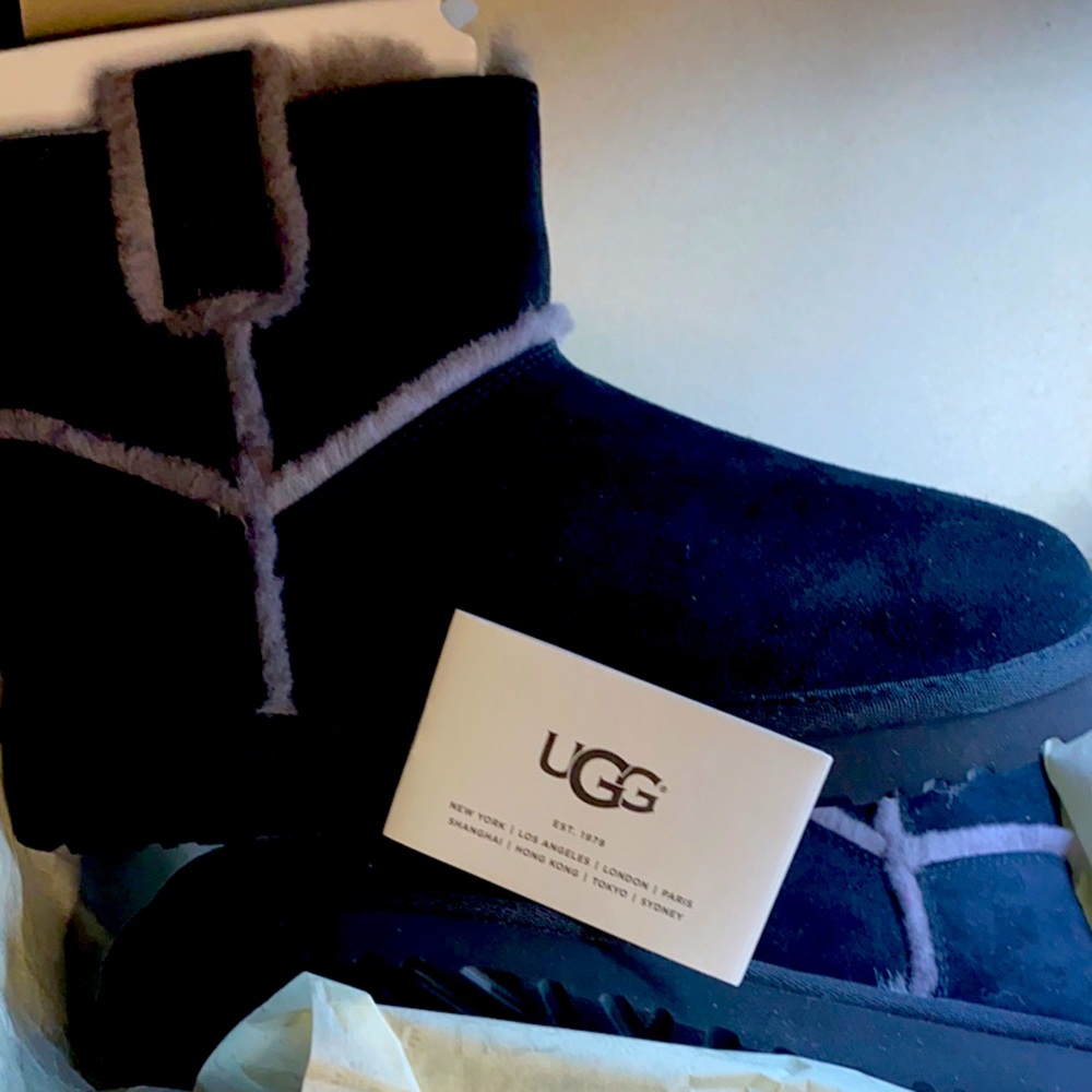 UGG Classic mini boots